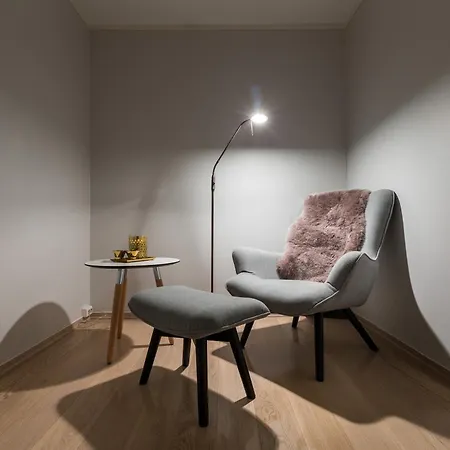 Enter Backpack Aparthotel