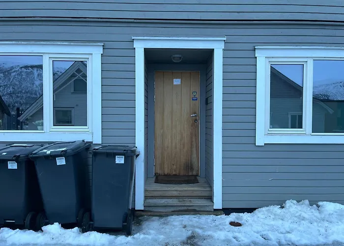 Enter Backpack Aparthotel Tromso