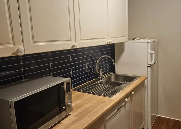 Enter Backpack Aparthotel