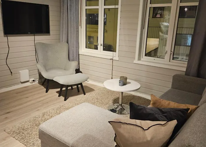 Enter Backpack Aparthotel 4*