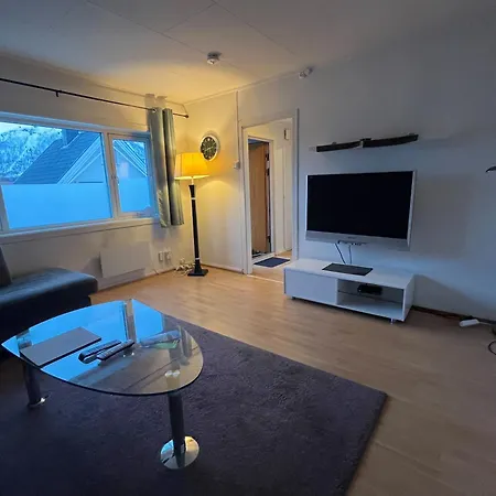 Enter Backpack Aparthotel