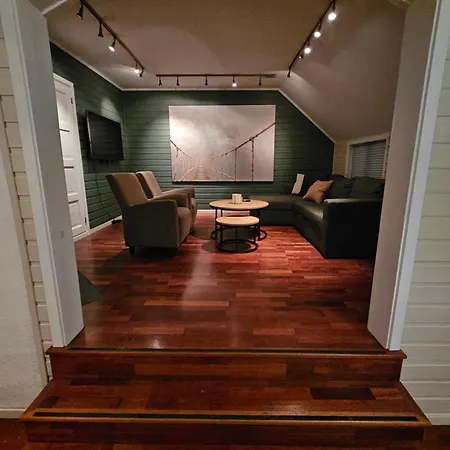 Enter Backpack 4* Tromsø